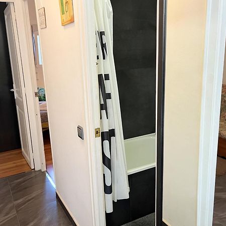 Apartamento Cerca De La Playa Blanes Esterno foto