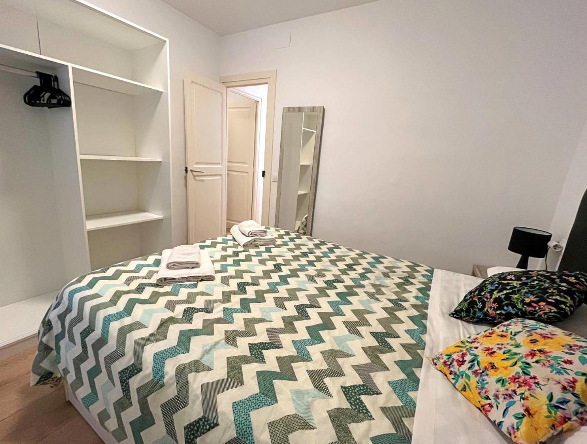 Apartamento Cerca De La Playa Blanes Esterno foto