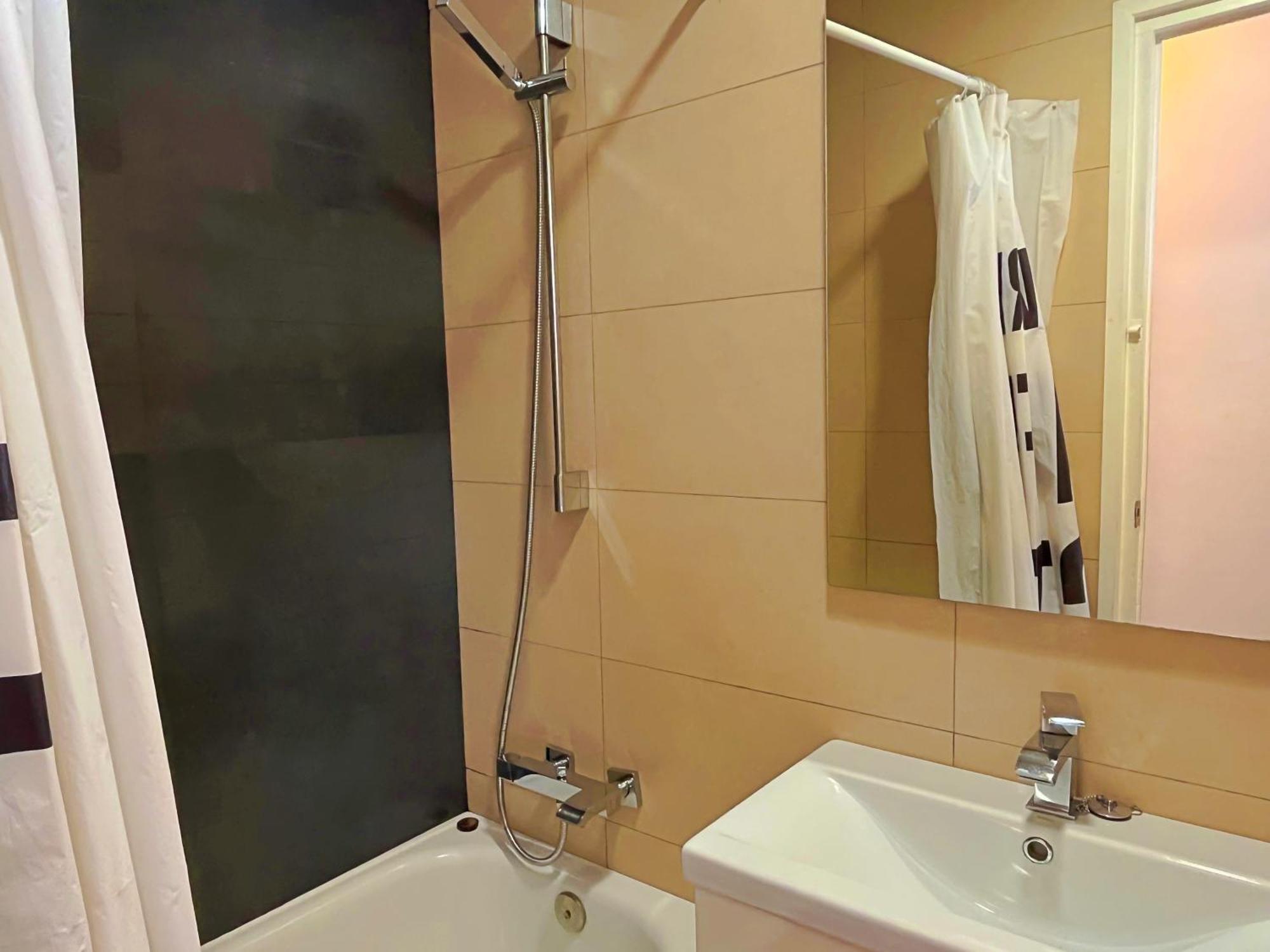 Apartamento Cerca De La Playa Blanes Esterno foto