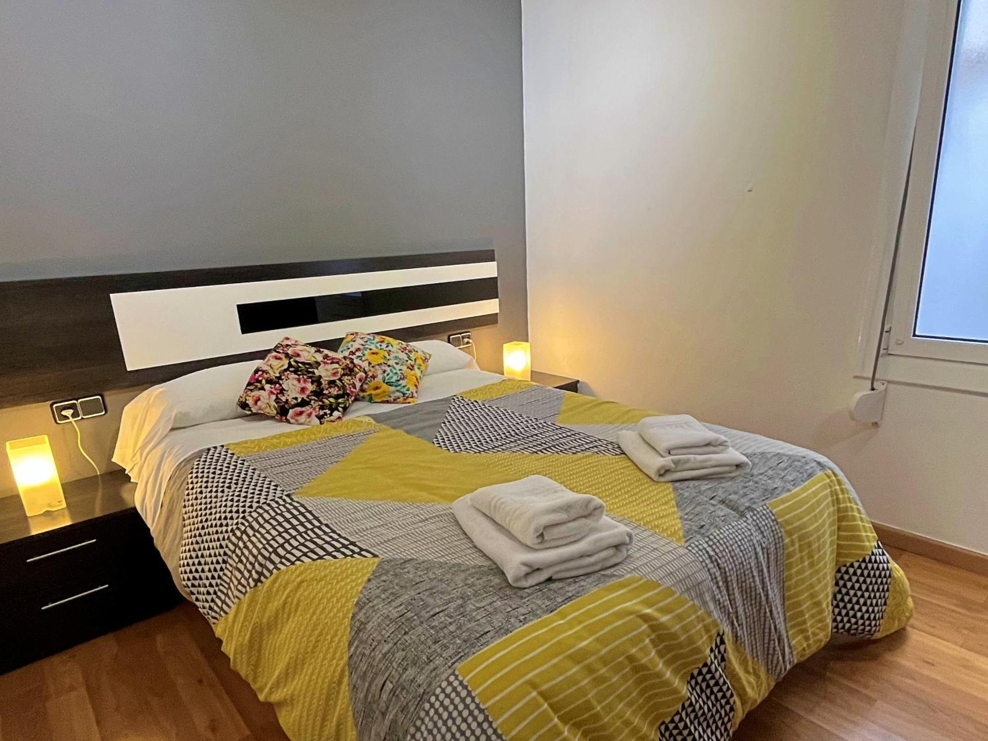 Apartamento Cerca De La Playa Blanes Esterno foto